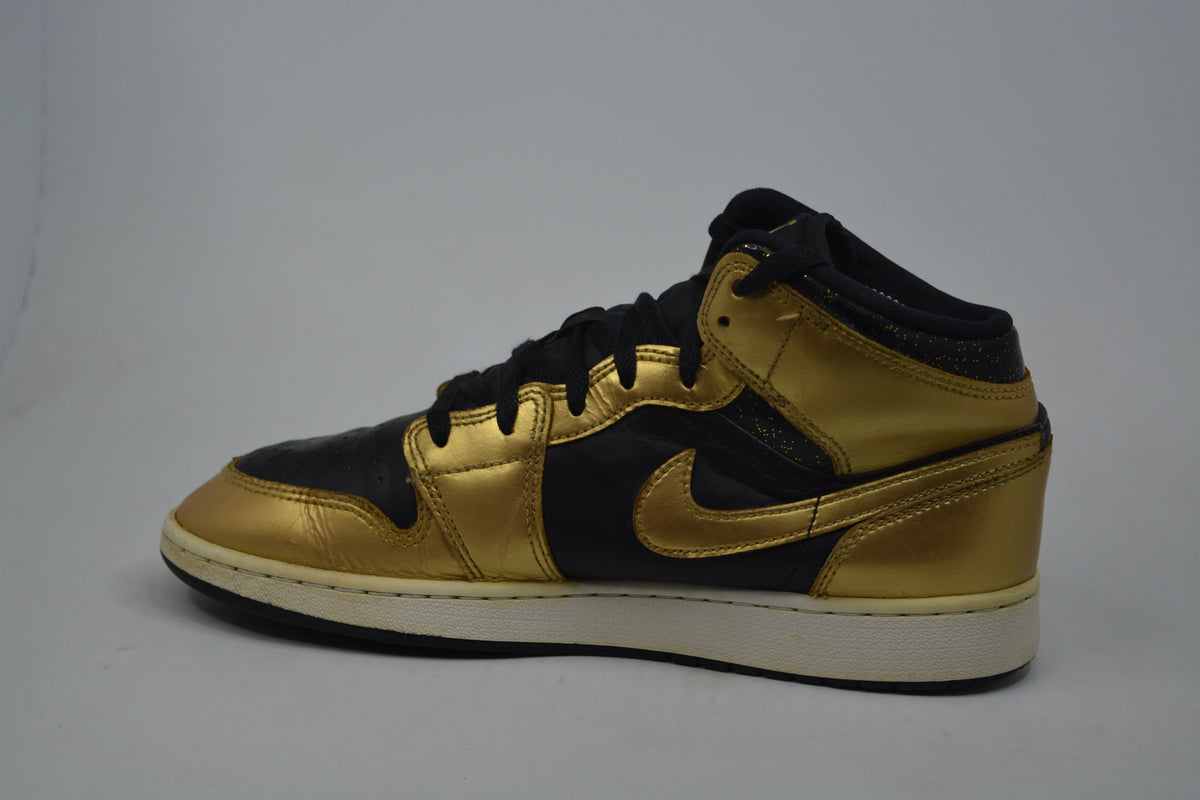 Nike Boys Air Jordan 1 Mid Sneakers