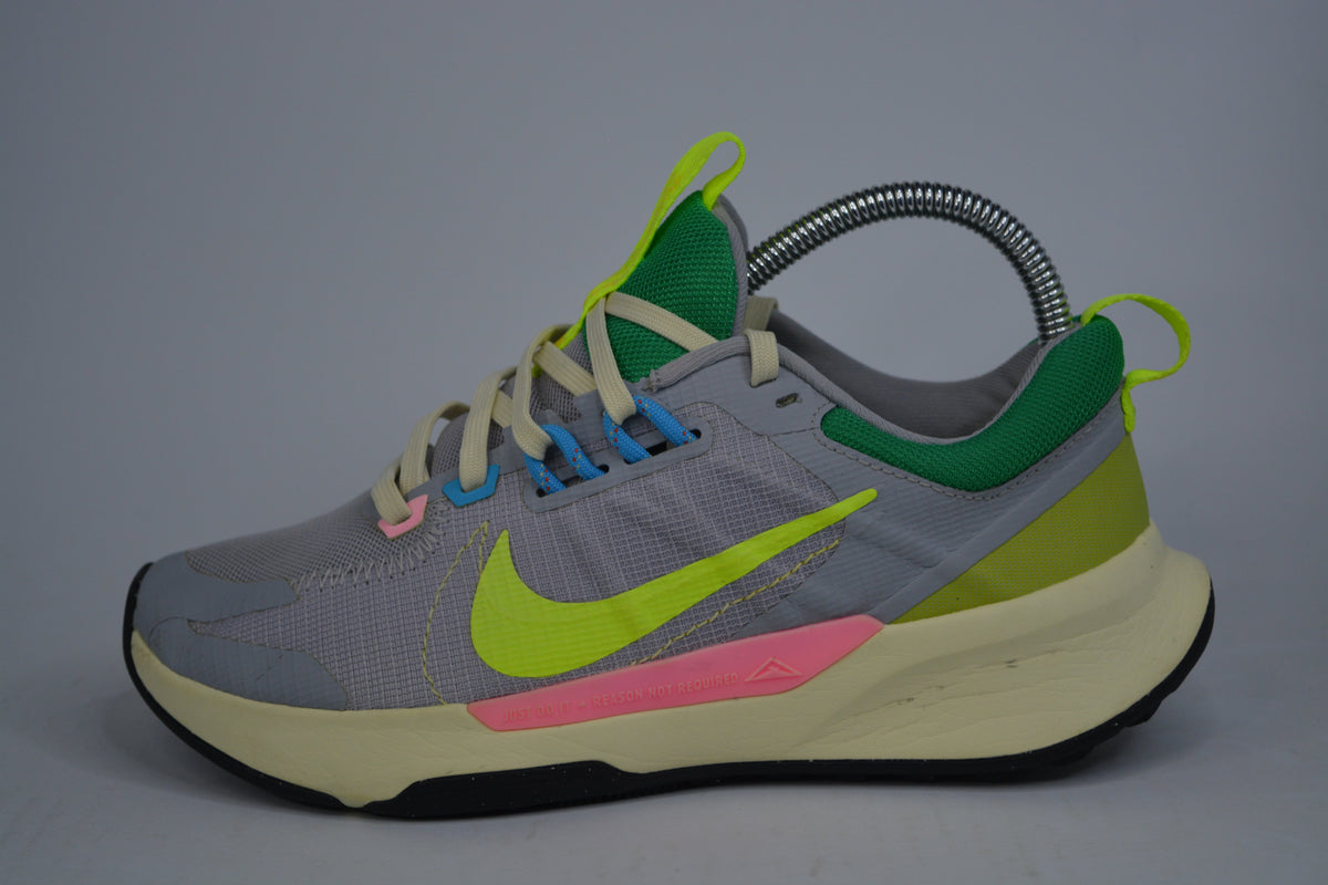Nike Juniper Trail 2 Next Nature Low Wolf Grey Volt