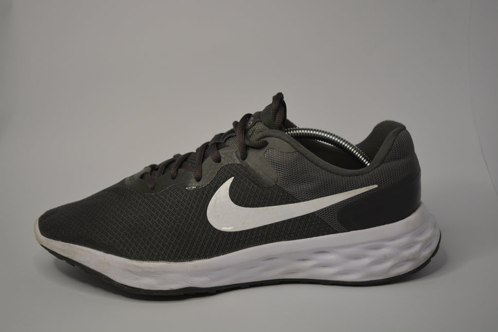 NIKE Revolution 6 Men's Running Shoes