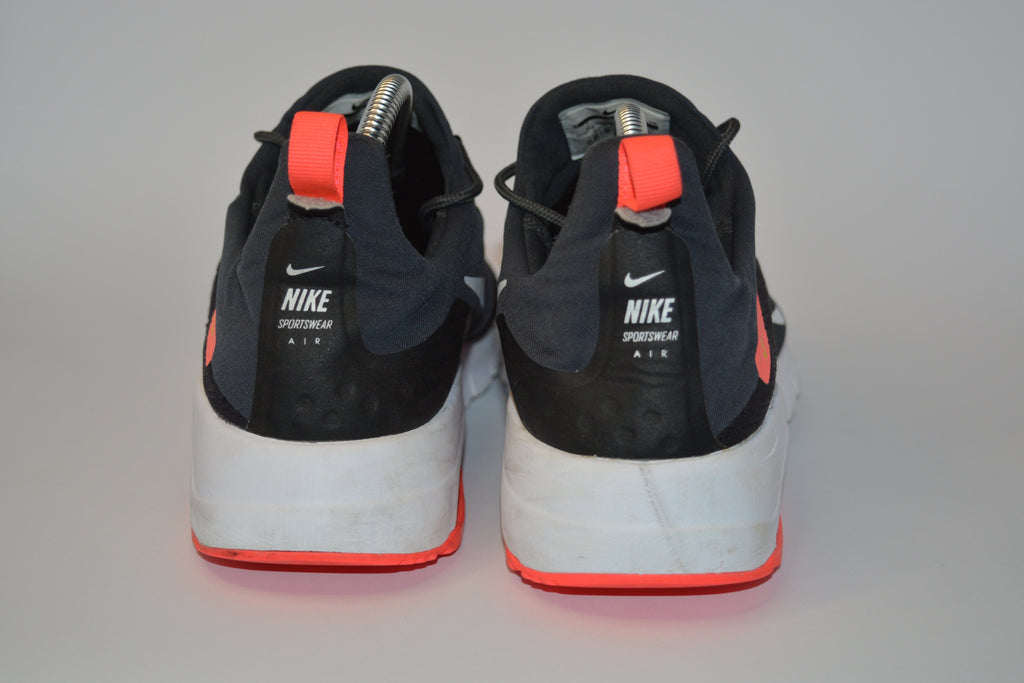 Nike Air Max Motion Racer 2 Athletic Running shoes