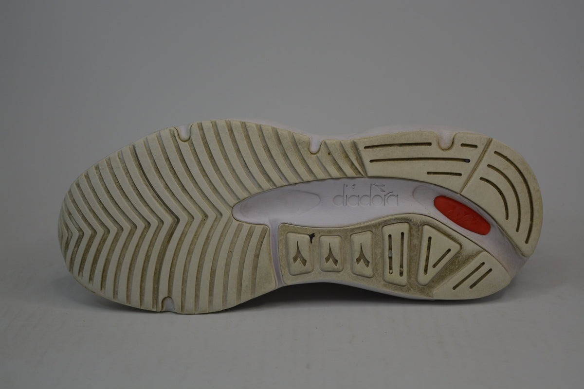 Diadora Whizz Run Women's Sneakers White