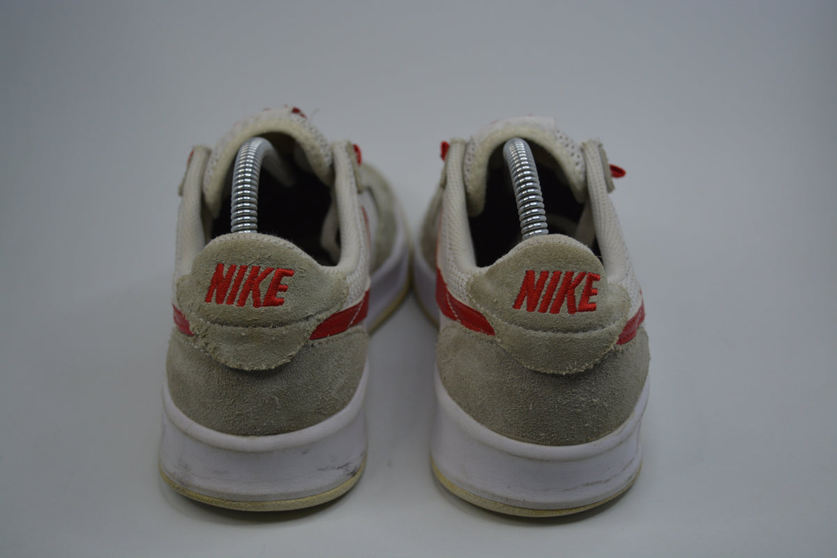Nike Men's Adversary SB