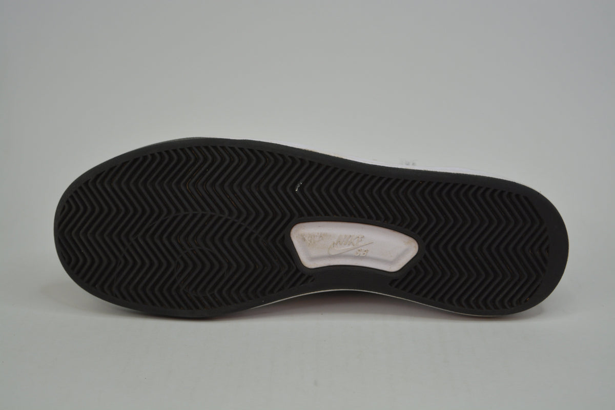 Nike Adversary SB Sneakers
