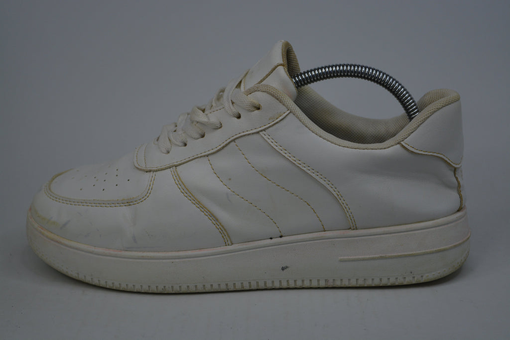 No Boundaries Athletic Shoes for Women - Excellent Condition
