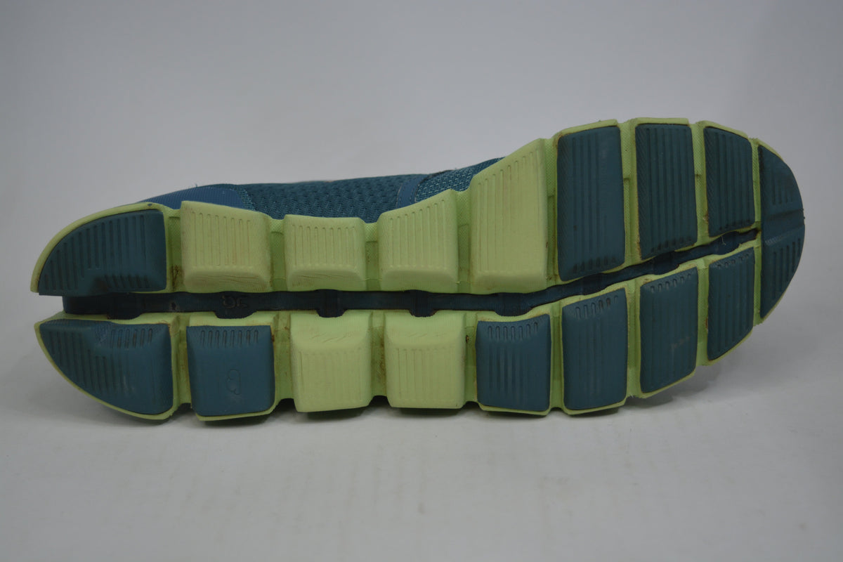 On Cloud Storm Willow Running Shoes