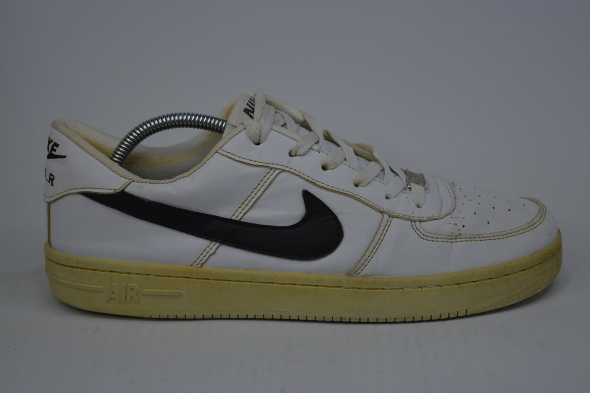 Nike Air Force White Black - Perfect Condition