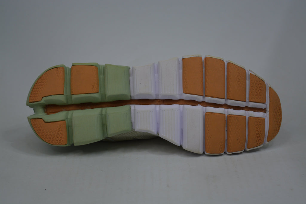 ON Cloud Cloudflow Running Sneaker Shoes Aloe/White