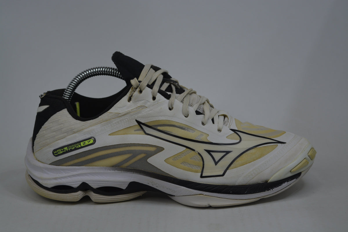 MIZUNO Volleyball Shoes WAVE LIGHTNING Z7 White Black