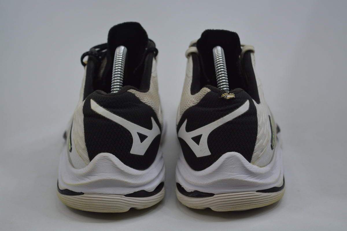 MIZUNO Volleyball Shoes WAVE LIGHTNING Z7 White Black