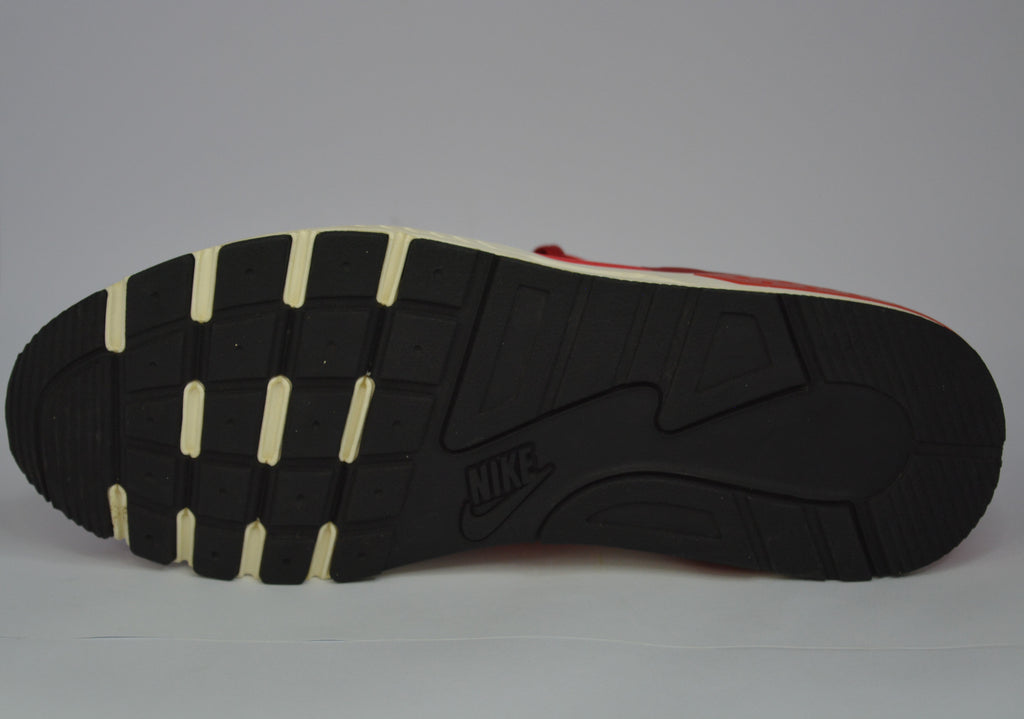 Red Nike Nightgazer LW Sneakers