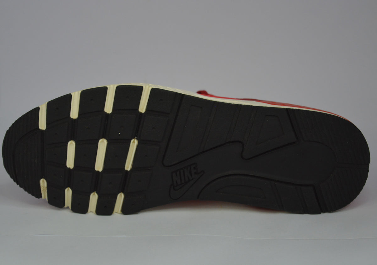 Red Nike Nightgazer LW Sneakers